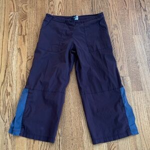 Women's Cropped Pants in Navy and Blue
